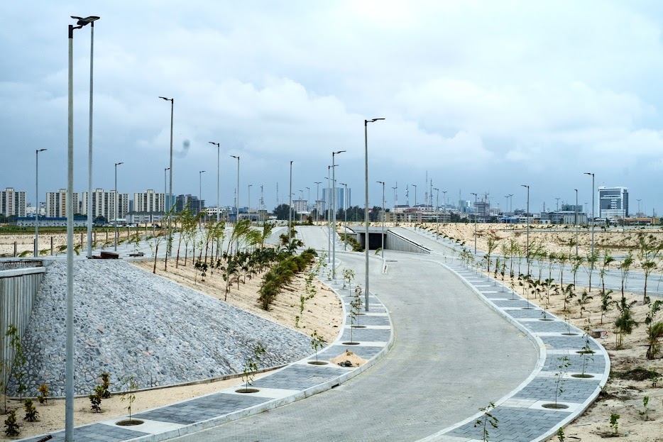 LANDSCAPING ON ROADS ADJACENT TO EKO ENERGY ESTATE